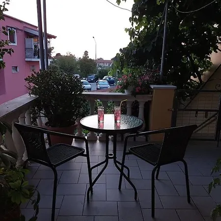 Rema Apartament *